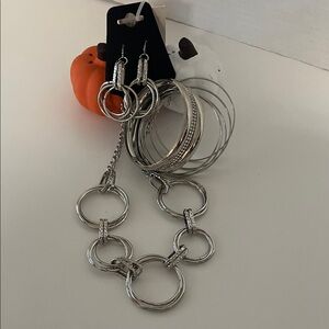 Elegant Silver Hoop Earrings Set